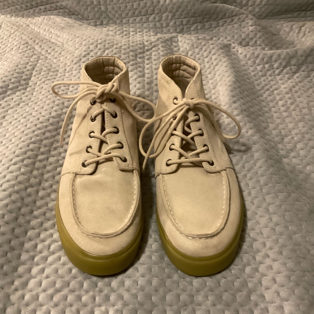 Old Navy chukka suede shoes sz 9